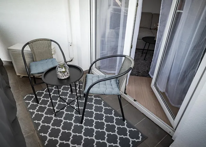 アパート Geri Vintage ザラエゲルセグ