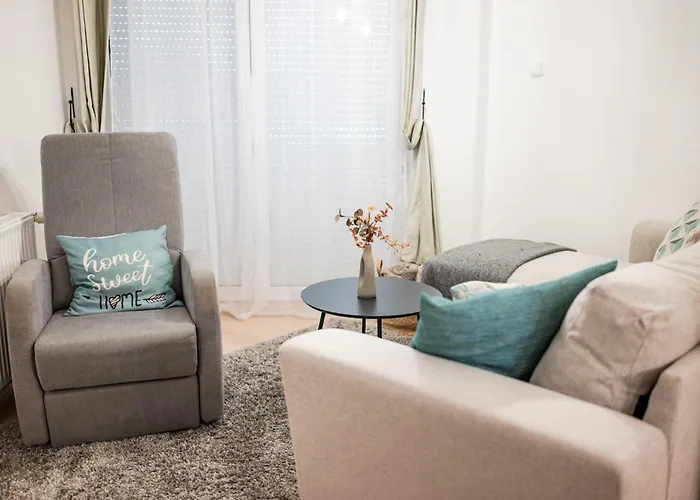 アパート Geri Vintage ザラエゲルセグ